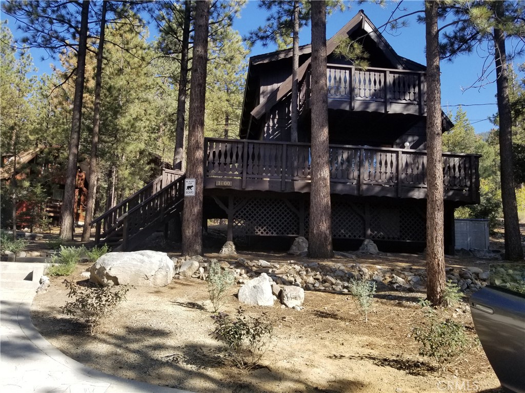 1600 Woodland Property Photo 1