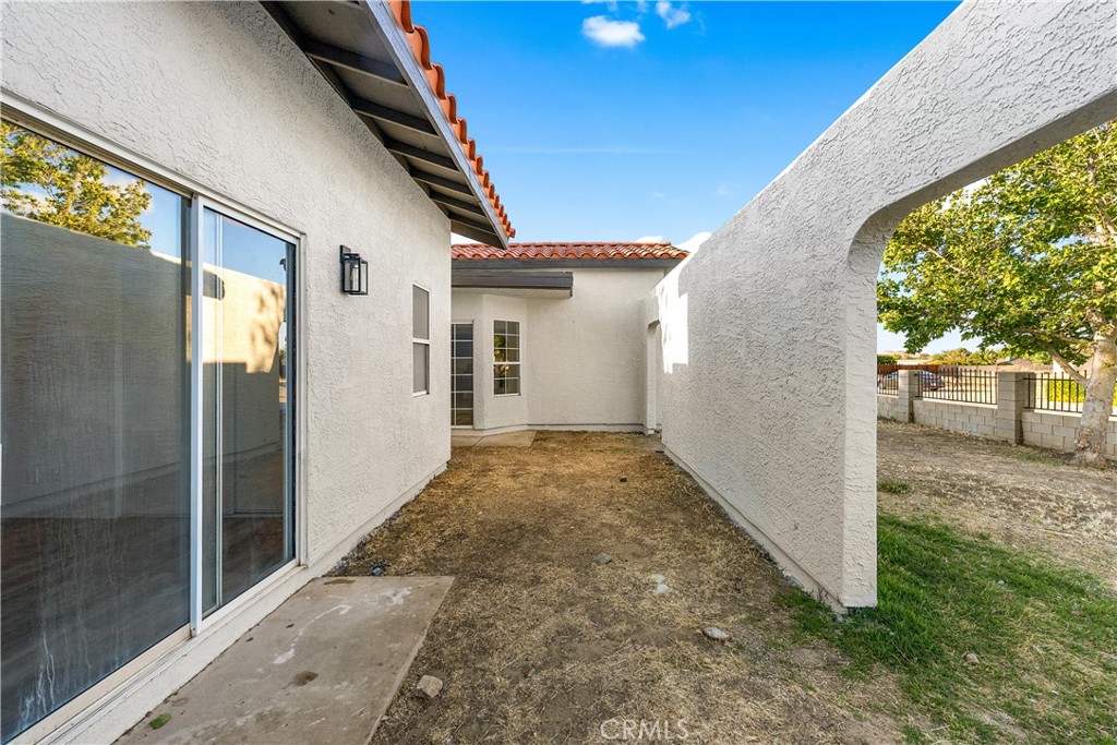 40251 Fieldspring Property Photo 8