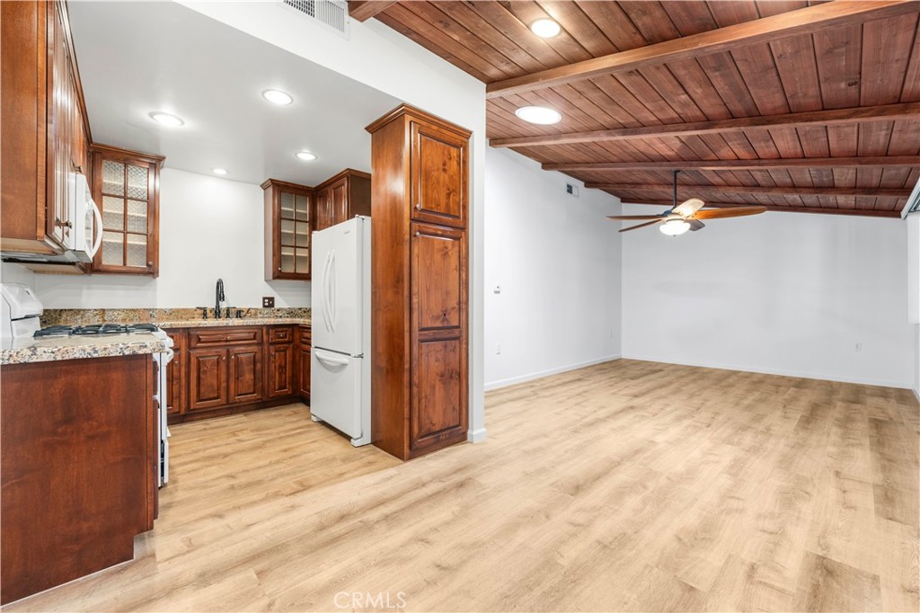 19120 Avenue Of The Oaks A Property Photo 15