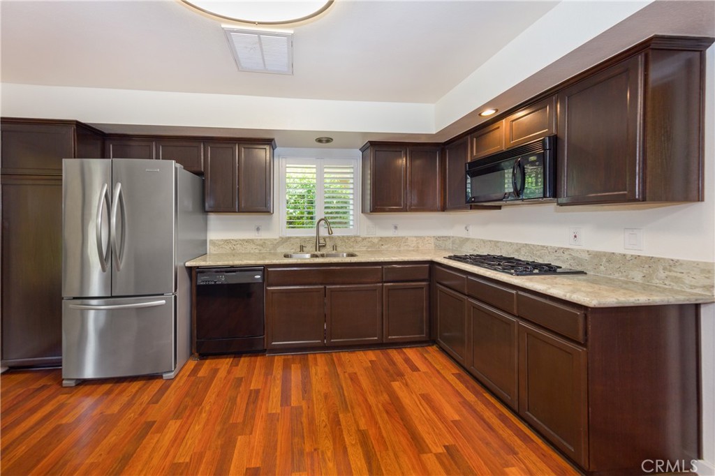 39945 Santa Fe Property Photo 8