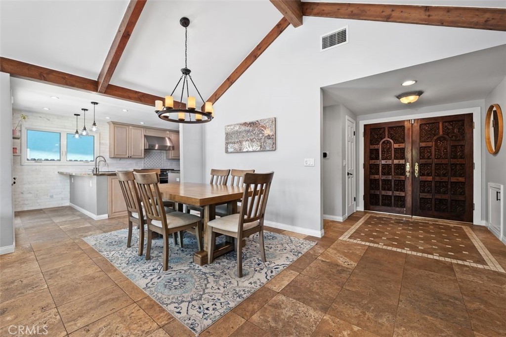 5551 Rainbow Crest Property Photo 6