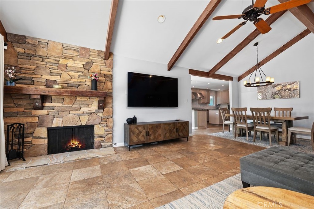 5551 Rainbow Crest Property Photo 10
