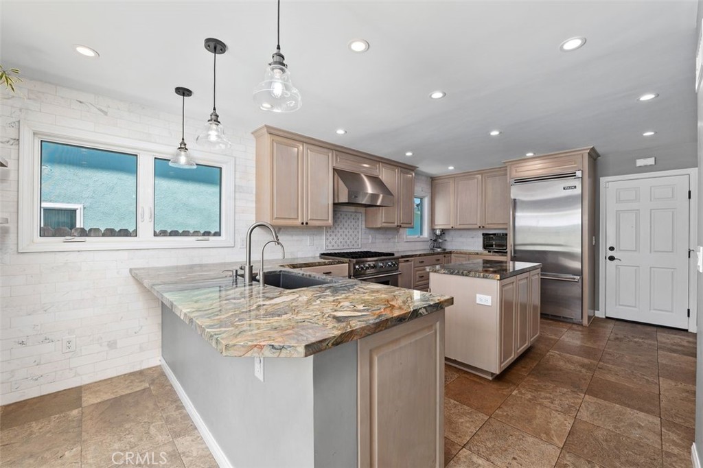 5551 Rainbow Crest Property Photo 12