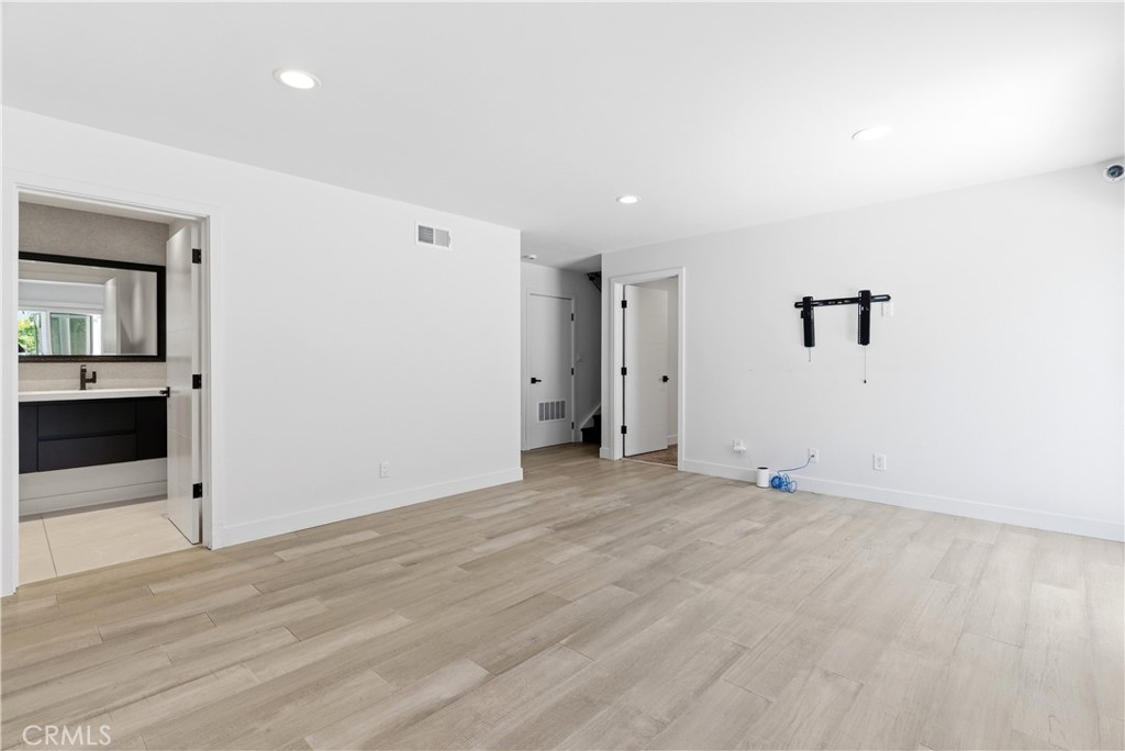 4520 Park Cordero Property Photo 23