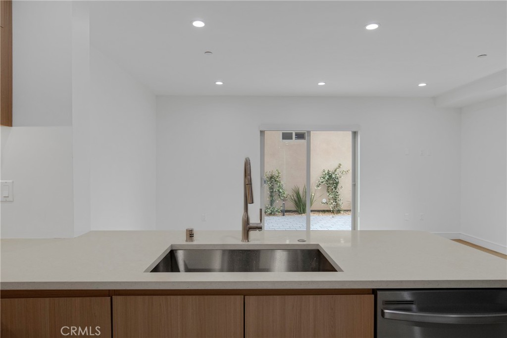 5220 Strohm Avenue Property Photo 10