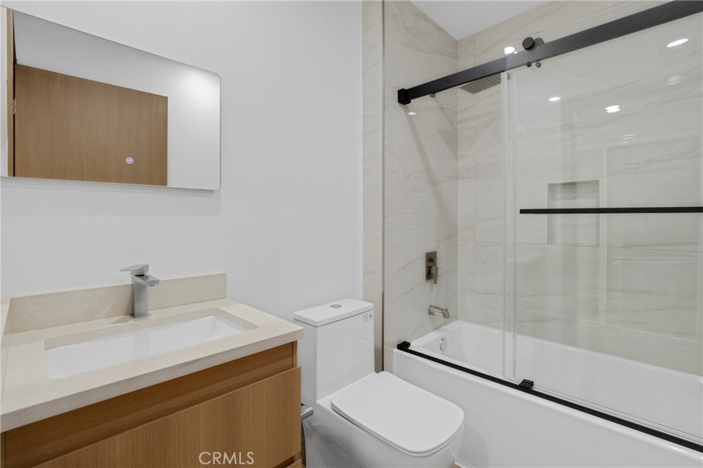 5220 Strohm Avenue Property Photo 18
