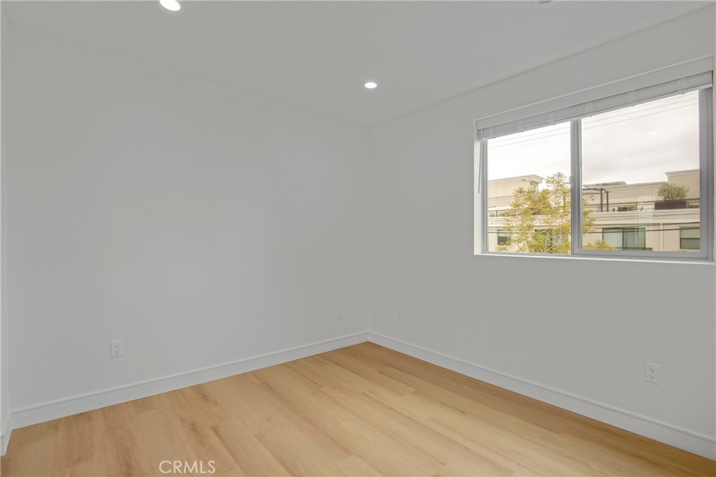 5220 Strohm Avenue Property Photo 20
