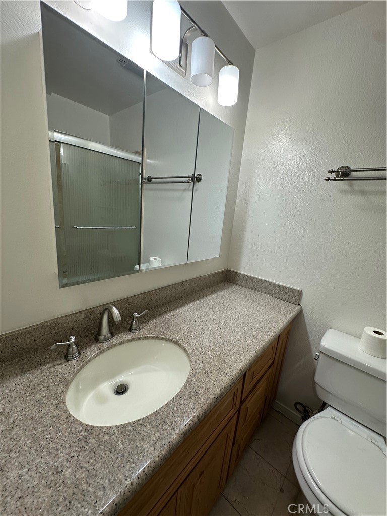 15031 Chatsworth 22 Property Photo 26