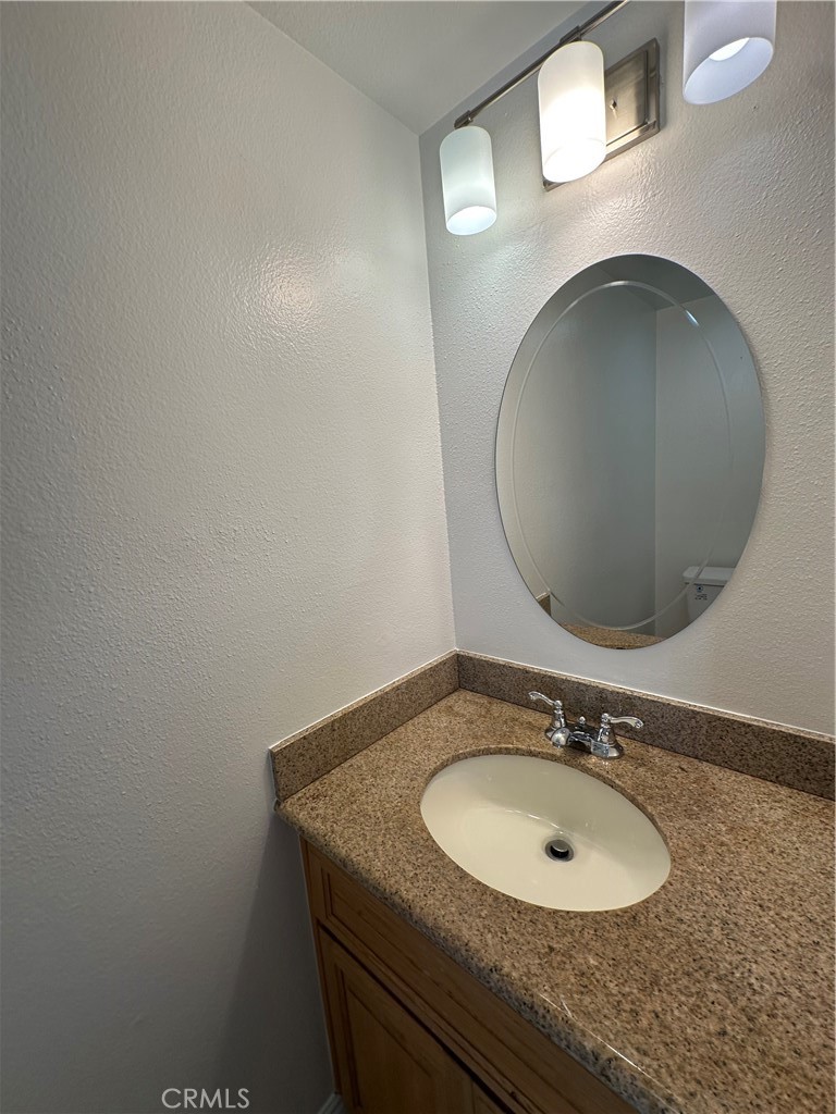 15031 Chatsworth 22 Property Photo 27