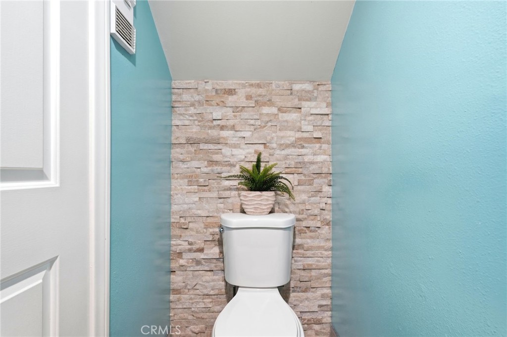 7304 Balboa C Property Photo 10