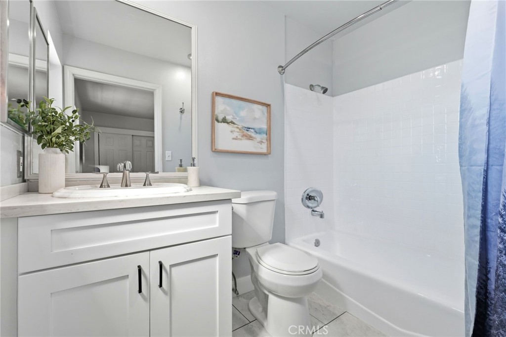 7304 Balboa C Property Photo 20