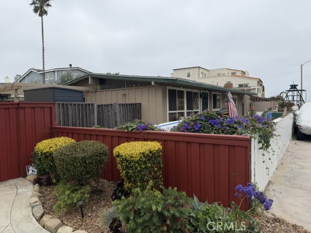 1284 Sagamore Lane Property Photo 3