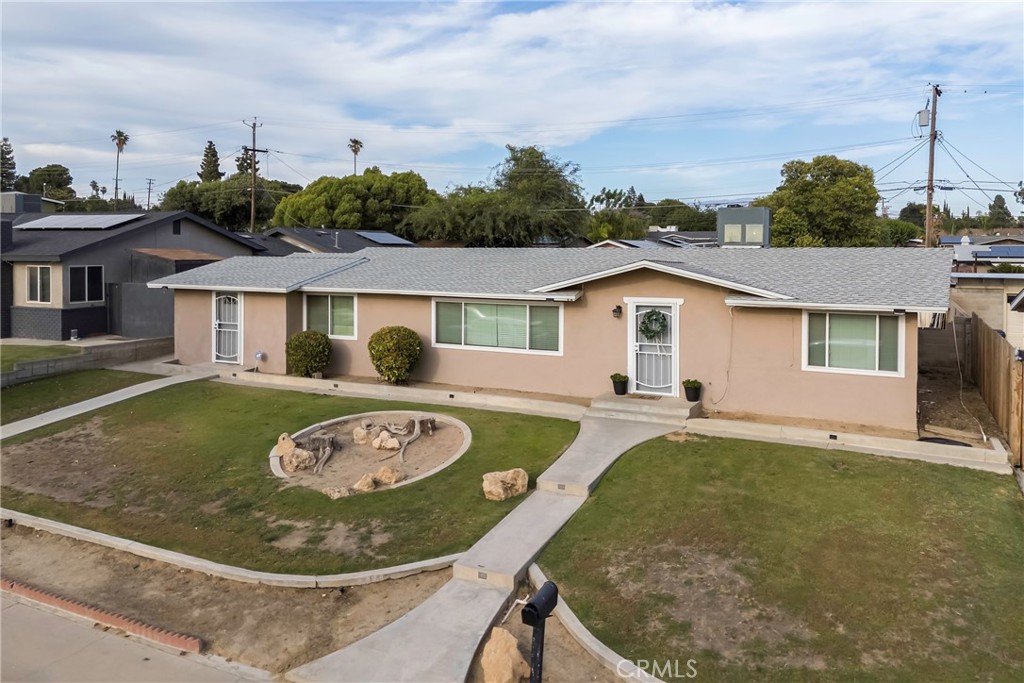 3305 Dwight Street Property Photo 4