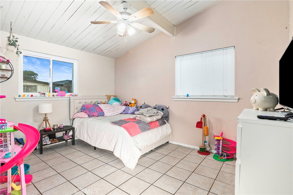 3305 Dwight Street Property Photo 17