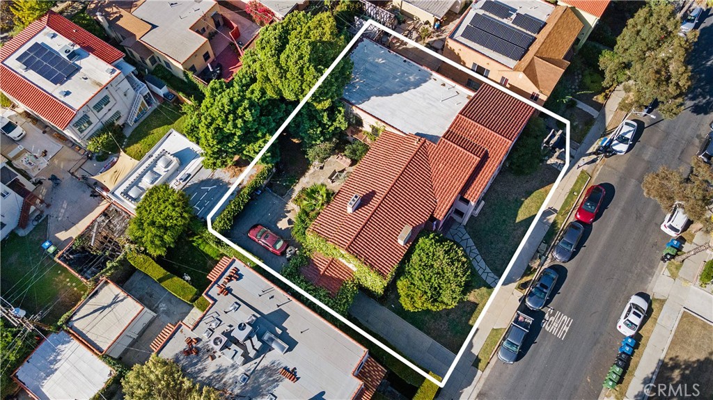 819 S Curson Avenue Property Photo 30