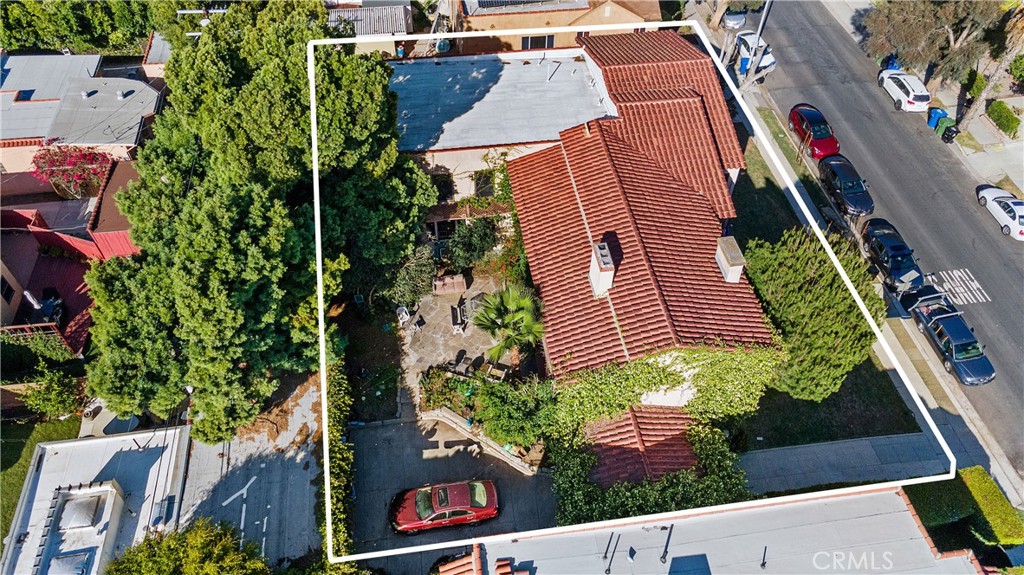 819 S Curson Avenue Property Photo 31