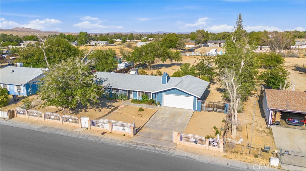 40954 168th E Property Photo 2