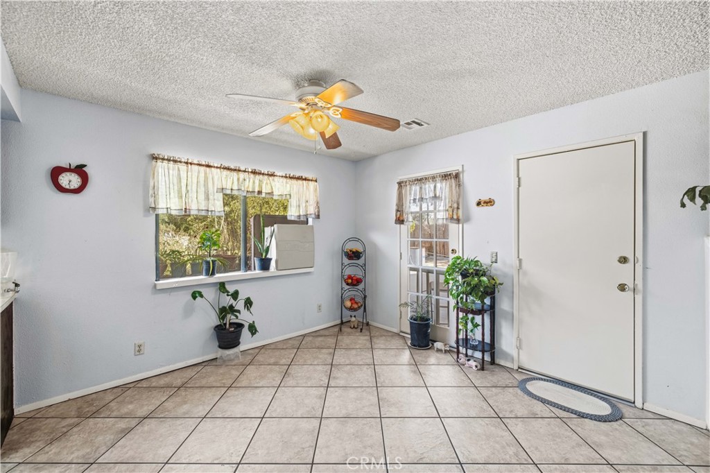 40954 168th E Property Photo 7