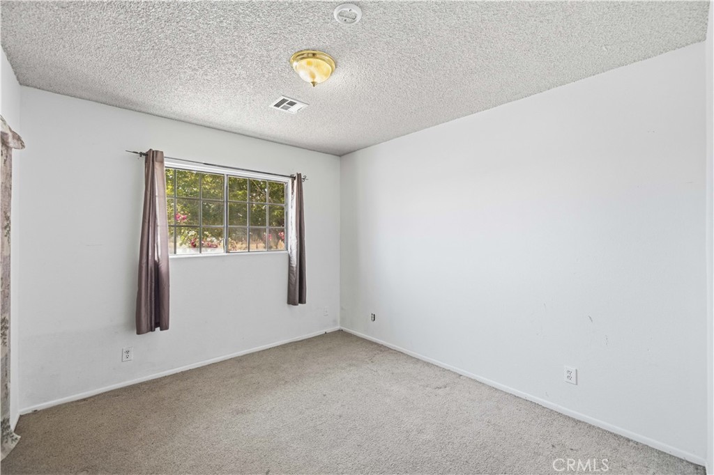 40954 168th E Property Photo 11