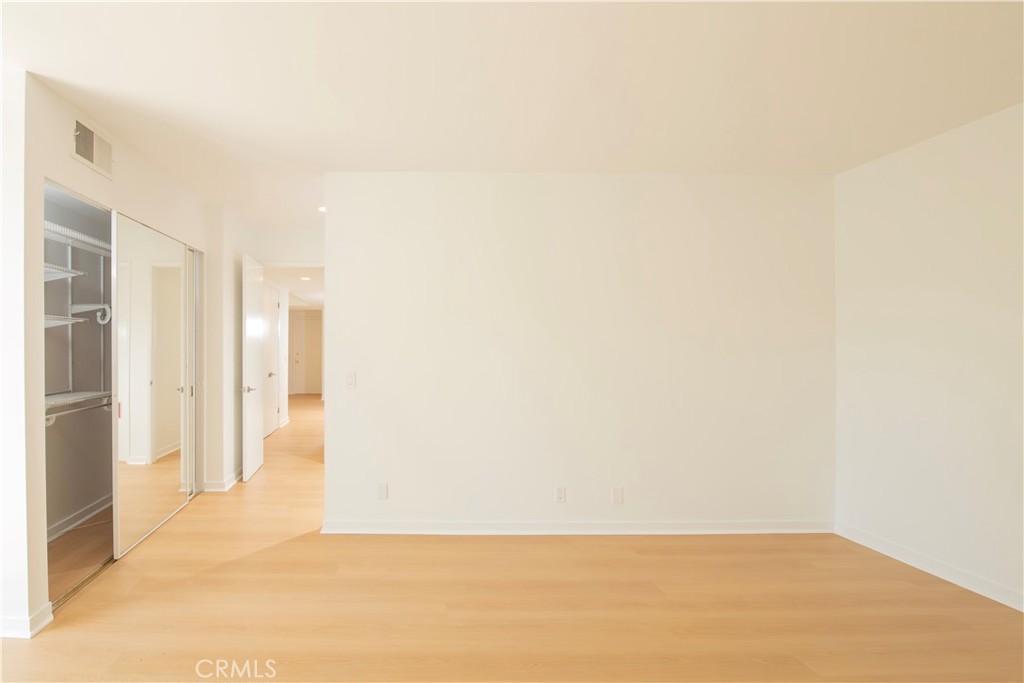 5236 Yarmouth 113 Property Photo 6