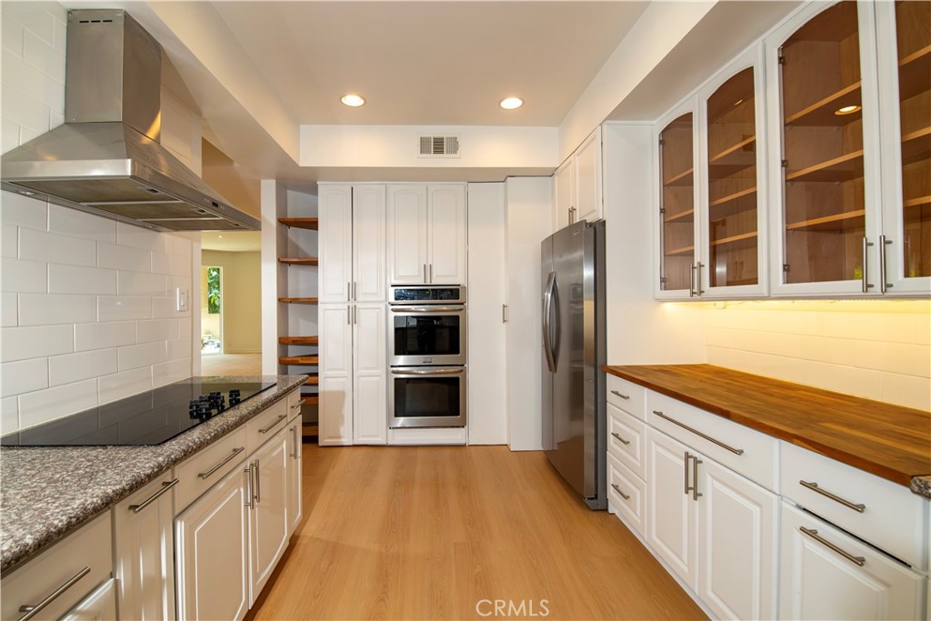5236 Yarmouth 113 Property Photo 11