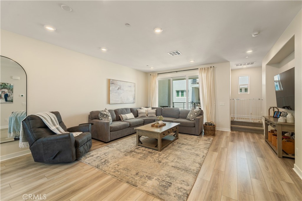 27461 Viero Place Property Photo 8