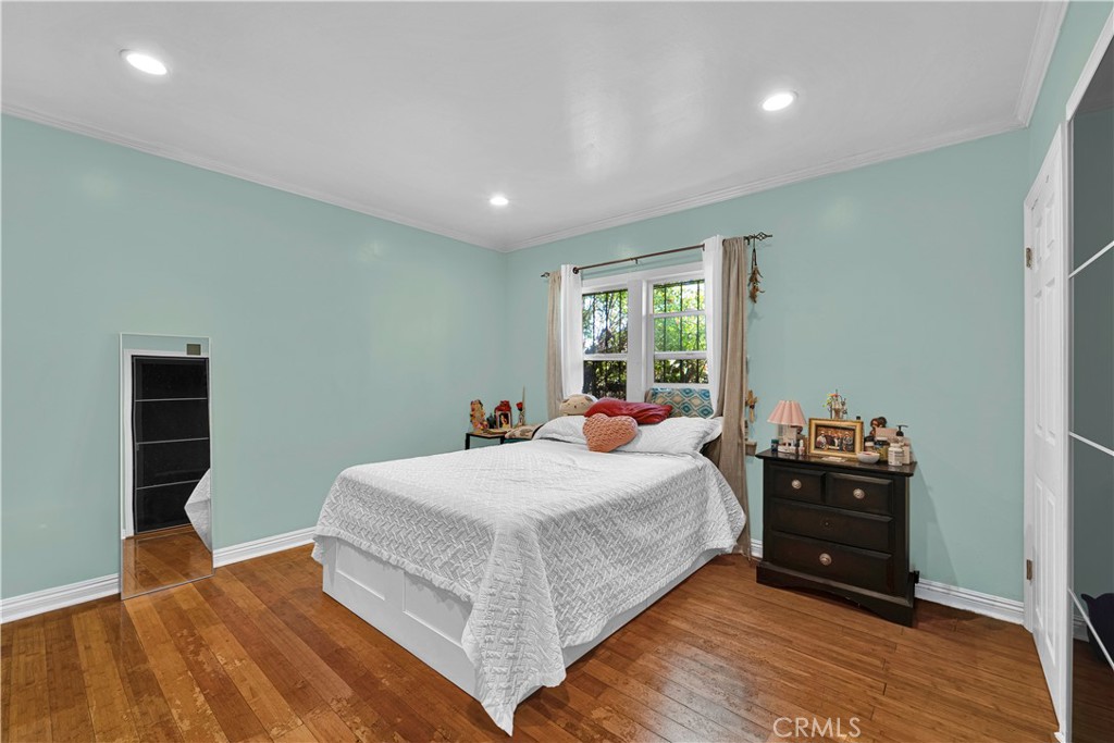 3990 La Salle Property Photo 8