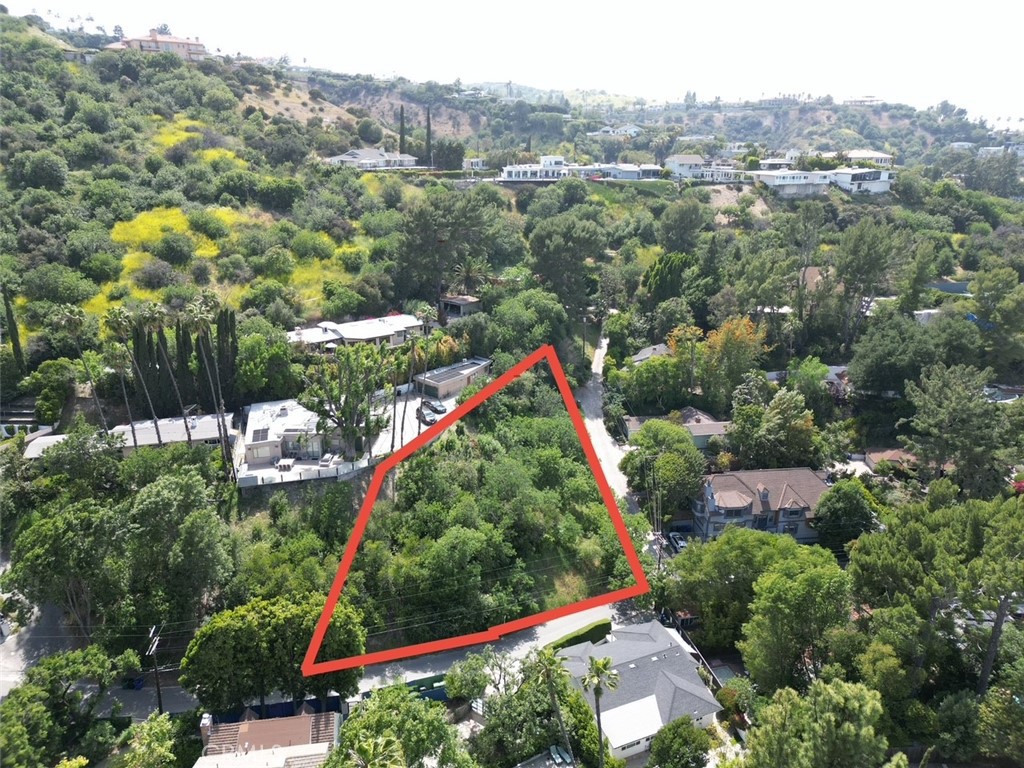 3721 Ventura Canyon Property Photo 6