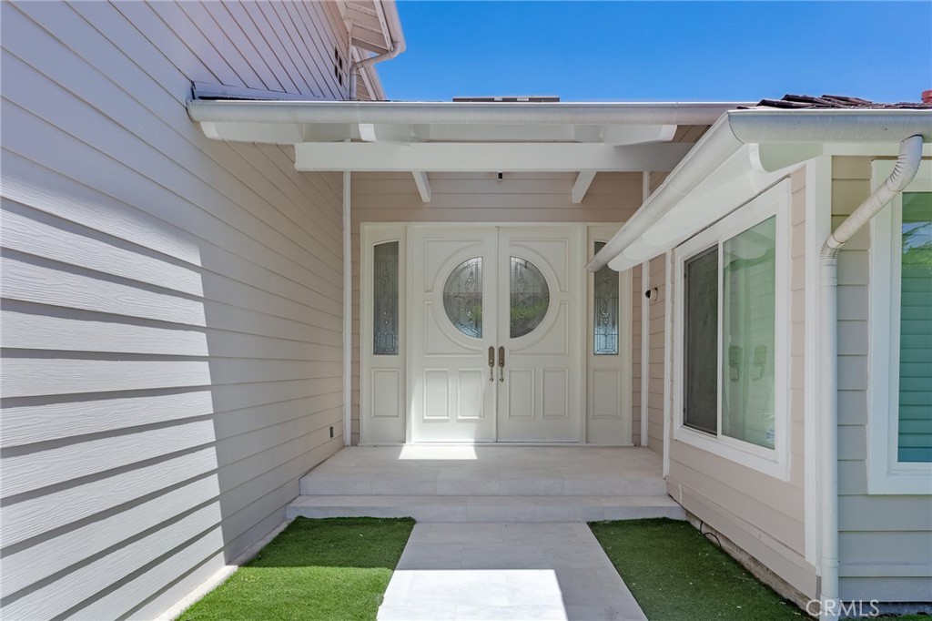 16973 Strawberry Property Photo 3