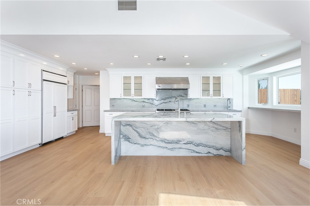 16973 Strawberry Property Photo 8