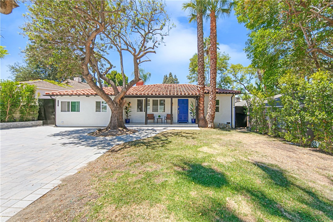 3763 Lankershim Boulevard Property Photo 2