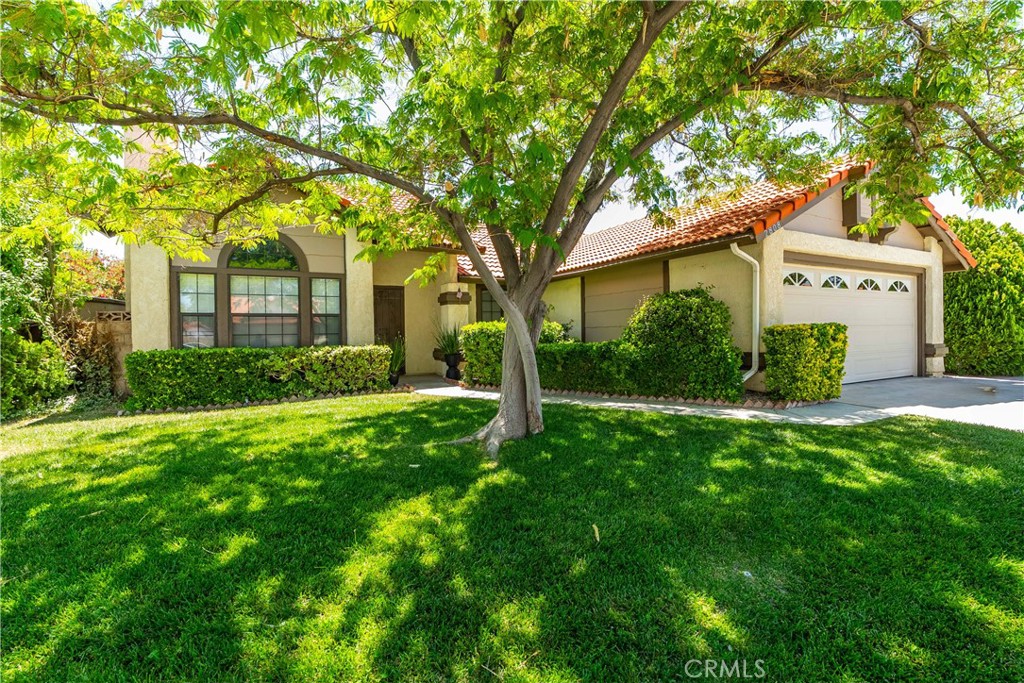 2808 College Park Property Photo 4