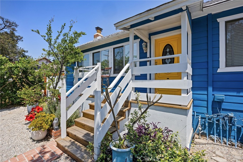 3427 Encinal Street Property Photo 4
