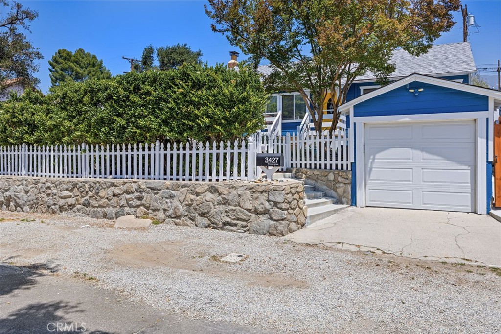 3427 Encinal Street Property Photo 35