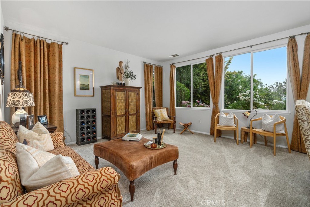 25730 Hawthorne Place Property Photo 8
