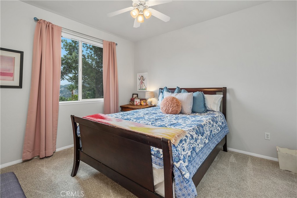 25730 Hawthorne Place Property Photo 28