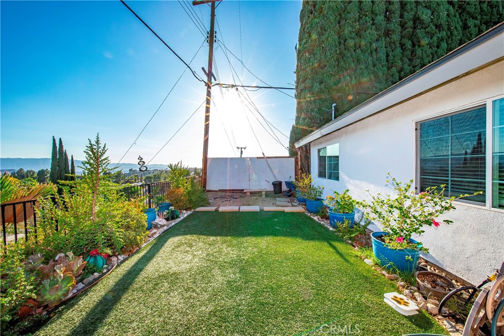 19776 Merryhill Street Property Photo 12
