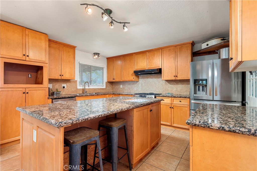 19776 Merryhill Street Property Photo 32