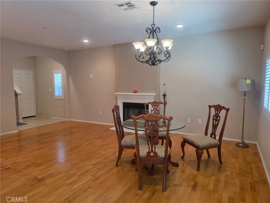 12724 Palm Court Property Photo 4