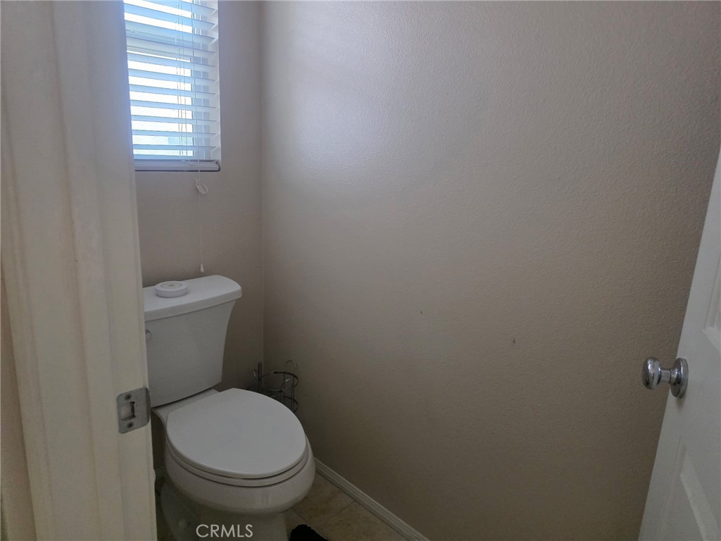 12724 Palm Court Property Photo 6