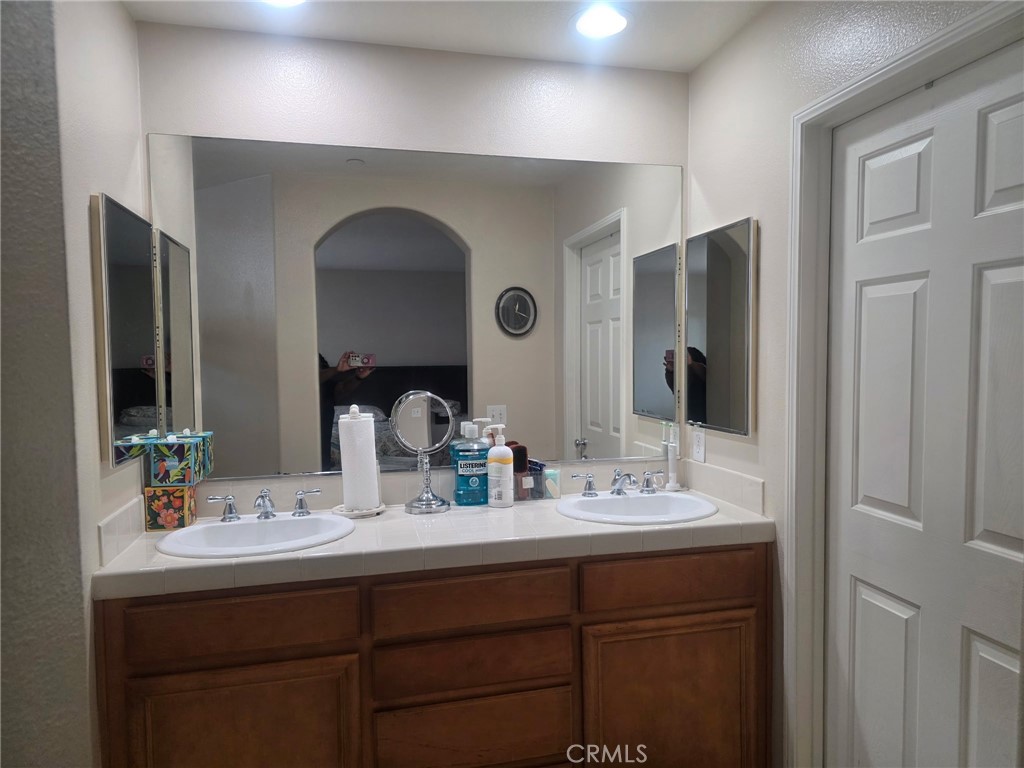 12724 Palm Court Property Photo 9