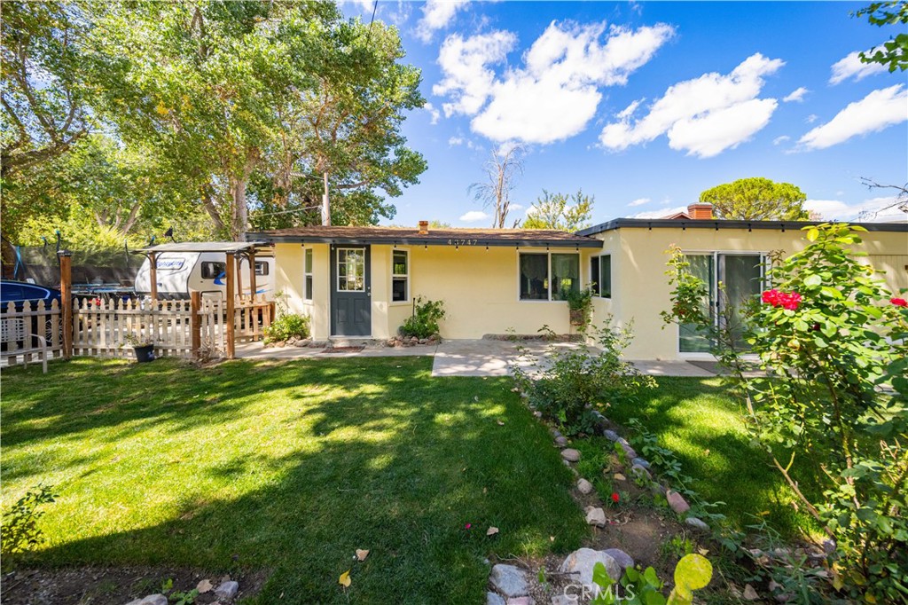43747 Sylvan Drive Property Photo 1
