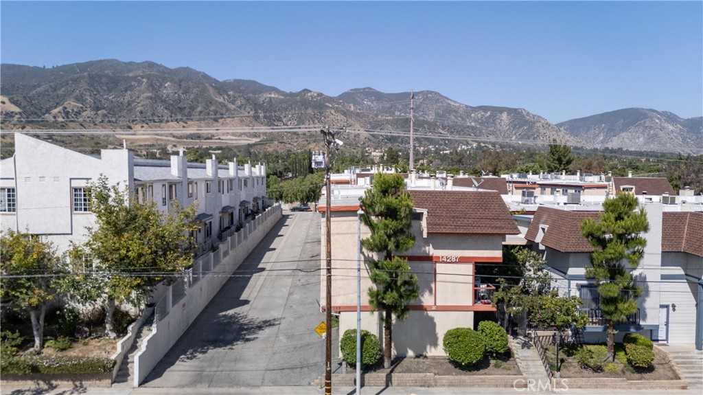 14287 Foothill Boulevard 14 Property Photo 2