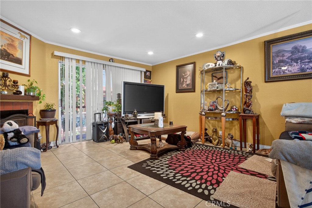 14287 Foothill Boulevard 14 Property Photo 3
