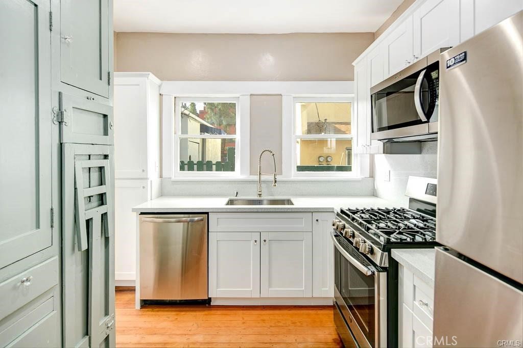 107 N Columbus Avenue 1/2 Property Photo 5