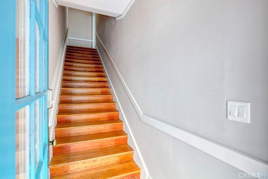 107 N Columbus Avenue 1/2 Property Photo 8