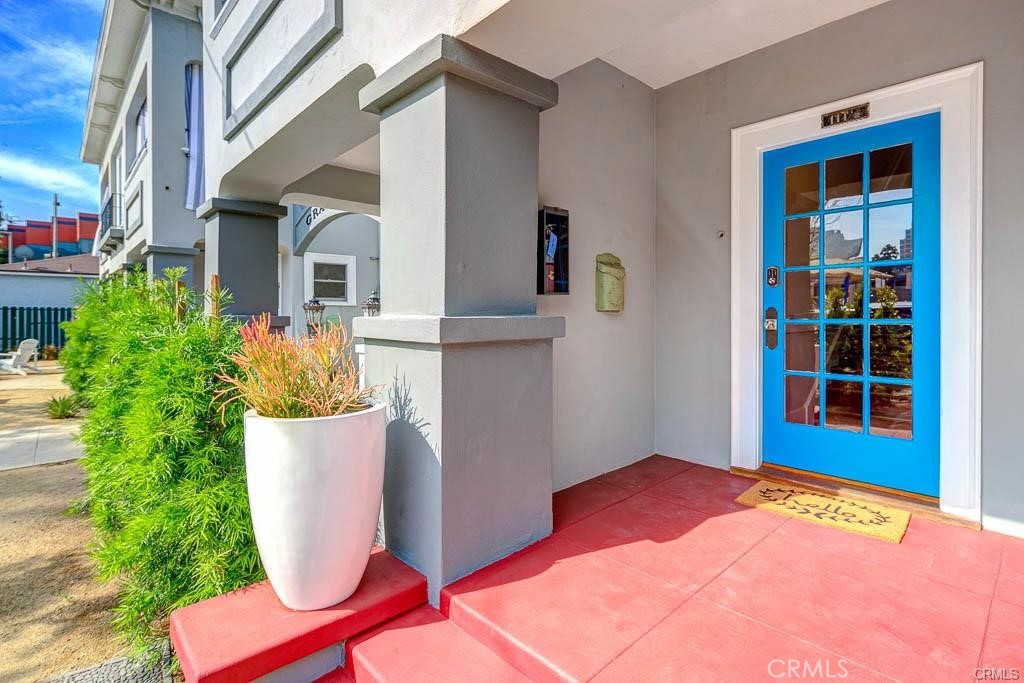 107 N Columbus Avenue 1/2 Property Photo 10