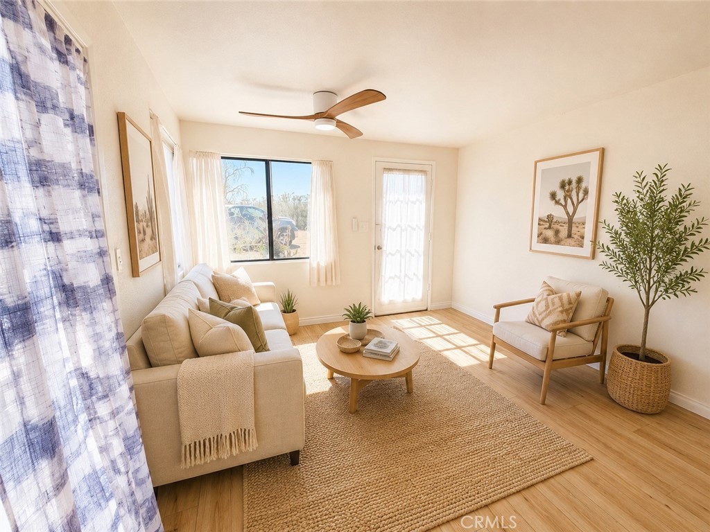 5605 Oasis Property Photo 8