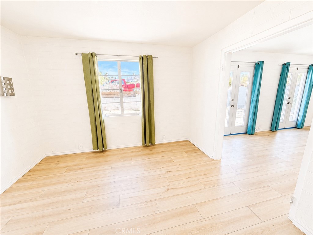 5605 Oasis Property Photo 15