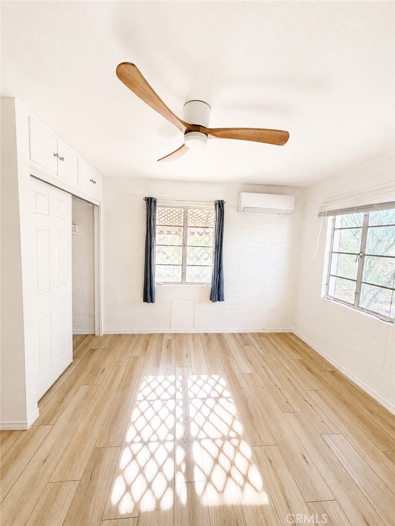 5605 Oasis Property Photo 16